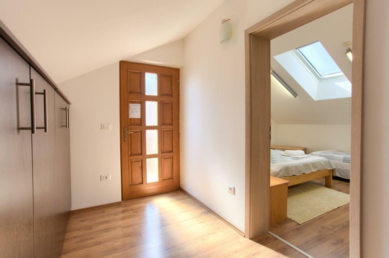 Apartment Val Njivice Εξωτερικό φωτογραφία