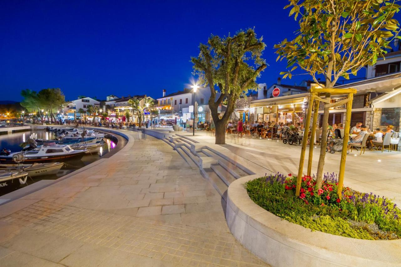 Apartment Val Njivice Εξωτερικό φωτογραφία
